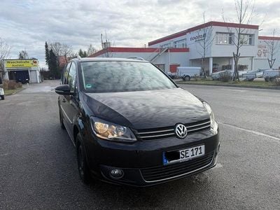 Gebraucht VW Touran 140 PS (102 kW) 2011 Schwarz Van / Kleinbus