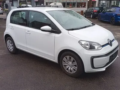 Używany VW e-up! 61 kW (83 KM) 2020 Biały Hatchback