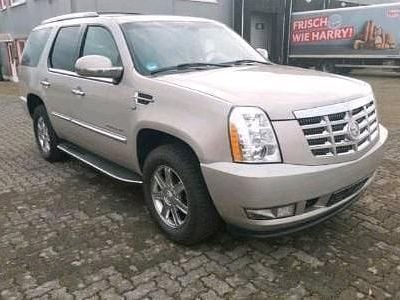 Gebraucht Cadillac Escalade 409 PS (300 kW) 2010 Grau SUV
