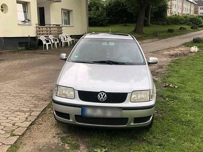 VW Polo