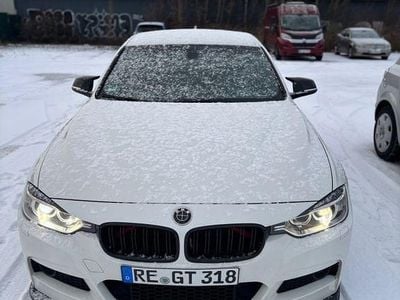 Silber Gebraucht 2014 BMW 320 Performance Kombi | 9.999 € (Fairer Preis)