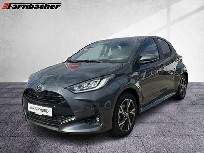 Nuova Toyota Yaris Hybrid 116 CV (85 kW) 2025 Grigio Berlina