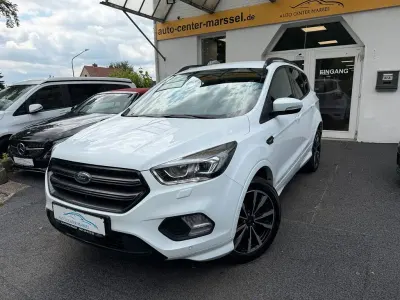 Gebraucht Ford Kuga ST-Line 150 PS (110 kW) 2018 Weiß SUV