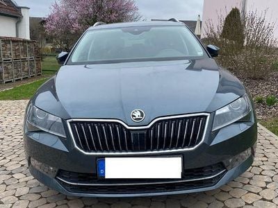 Gebraucht Skoda Superb Style 150 PS (110 kW) 2018 Grau Kombi