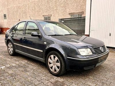 Gebraucht VW Golf IV 101 PS (74 kW) 2002 Grau Limousine