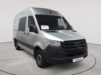 Używany Mercedes Sprinter 143 KM (105 kW) 2020 Srebrny Van