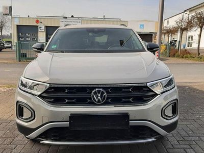 Gebraucht VW T-Roc 150 PS (110 kW) 2025 Grau SUV