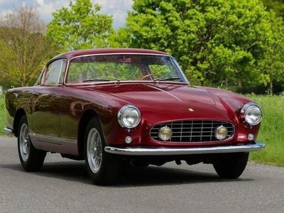 Usata Ferrari 250 240 CV (176 kW) 1957 Rosso Cabrio