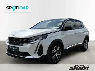 Käytetty Peugeot 3008 Allure 181 HP (133 kW) 2022 Valkoinen Katumaasturi