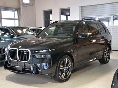 Gebraucht BMW X7 M Sport 530 PS (389 kW) 2025 Schwarz SUV