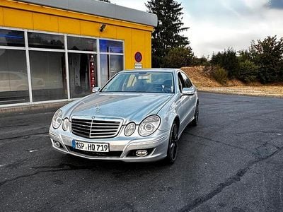 Mercedes E280