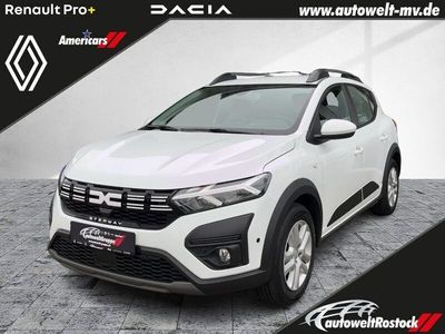 Weiß Gebraucht 2024 Dacia Sandero Expression Kleinwagen | 16.700 € (Fairer Preis)