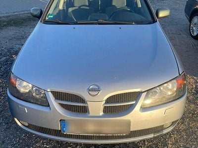 Gebraucht Nissan Almera Acenta 98 PS (72 kW) 2003 Grün Kombi