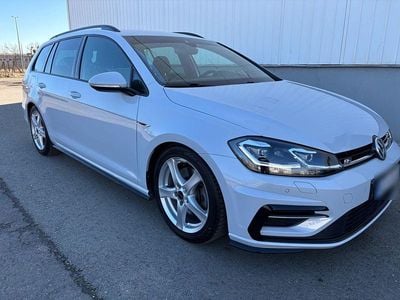 Gebraucht VW Golf VII Comfortline 150 PS (110 kW) 2018 Silber Kombi