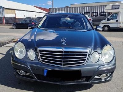 Mercedes E220