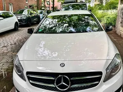 Gebraucht Mercedes A200 Style 156 PS (114 kW) 2013 Weiß Limousine