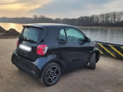 Gebraucht Smart ForTwo Coupé Pulse 60 kW (82 PS) 2020 Schwarz Coupé