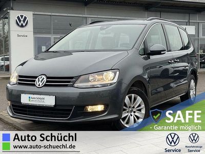Grau Gebraucht 2022 VW Sharan Comfortline Van / Kleinbus | 29.858 € (Fairer Preis)