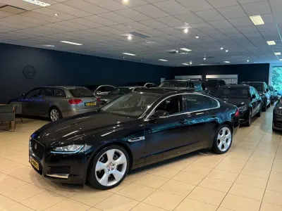 Gebraucht Jaguar XF Portfolio 340 PS (250 kW) 2018 Schwarz Limousine