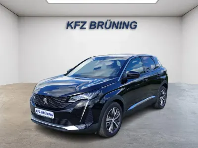 Gebraucht Peugeot 3008 Allure 131 PS (96 kW) 2023 Perla nera schwarz metalli SUV