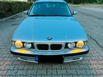 Gebraucht BMW 525 143 PS (105 kW) 1995 Silber Kombi