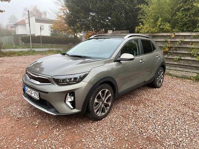 Gebraucht Kia Stonic Spirit 120 PS (88 kW) 2020 Grün SUV