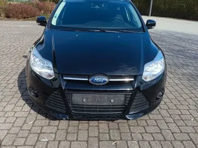 Gebraucht Ford Focus Champions Edition 101 PS (74 kW) 2013 Schwarz Limousine