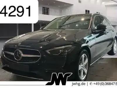 Gebraucht Mercedes C300e Avantgarde 204 PS (150 kW) 2023 Schwarz Limousine