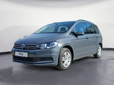 Gebraucht VW Touran Comfortline 150 PS (110 kW) 2025 Grau Van / Kleinbus