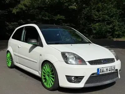 Gebraucht Ford Fiesta ST 150 PS (110 kW) 2006 Blau Kleinwagen
