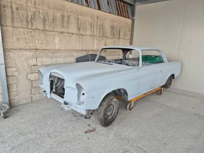 Gebraucht Mercedes 300 160 PS (117 kW) 1965 Silber
