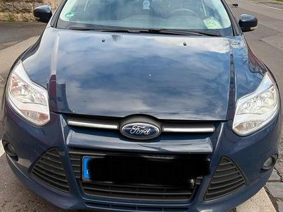 Gebraucht Ford Focus 140 PS (102 kW) 2013 Blau Limousine