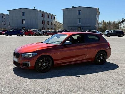 Second-hand BMW M140 M Sport 340 CP (250 kW) 2018 Portocaliu Hatchback