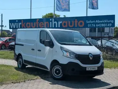 Gebraucht Renault Trafic Komfort 121 PS (88 kW) 2018 Weiß Van / Kleinbus