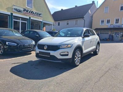 Second-hand VW T-Roc Style 150 CP (110 kW) 2019 Alb SUV