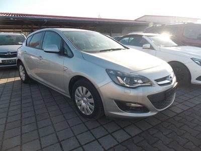 Gebraucht Opel Astra Energy 140 PS (102 kW) 2014 Silber Limousine