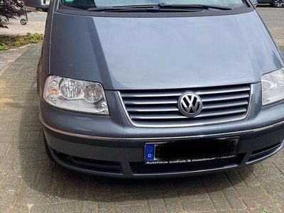 VW Sharan