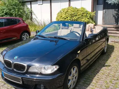 Gebraucht BMW 320 Cabriolet 170 PS (125 kW) 2004 Schwarz Cabrio
