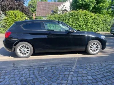 Gebraucht BMW 116 109 PS (80 kW) 2017 Schwarz Kleinwagen