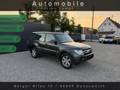 Gebraucht Mitsubishi Pajero 200 PS (147 kW) 2011 Grau SUV