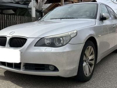 BMW 525