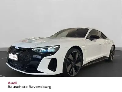 Gebraucht Audi e-tron GT quattro Comfort 350 kW (476 PS) 2022 Weiss Limousine
