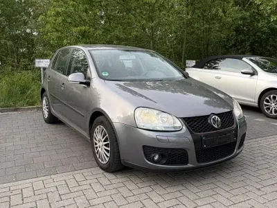 Gebraucht VW Golf IV GTI 102 PS (75 kW) 2004 Bronze Limousine