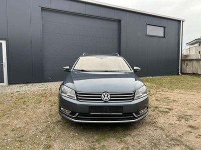 Usata VW Passat Highline 122 CV (89 kW) 2012 Grigio Station wagon