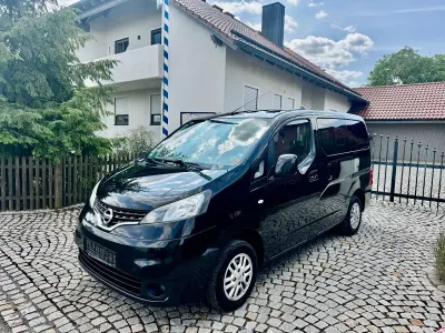 Gebraucht Nissan NV200 111 PS (81 kW) 2015 Schwarz Van / Kleinbus
