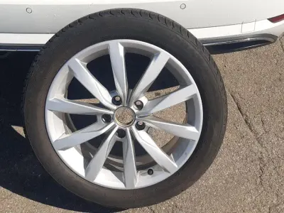 Gebraucht VW Golf VII Comfortline 125 PS (91 kW) 2018 Weiß Kombi