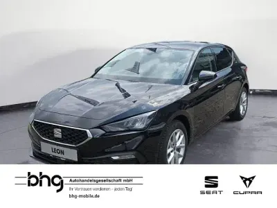 Neu Seat Leon 150 PS (110 kW) 2026 Schwarz Limousine