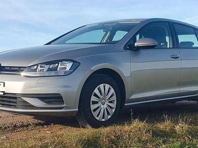 Silber Gebraucht 2018 VW Golf Trendline Limousine | 11.100 € (Superpreis)