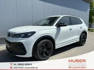 Neu VW Tiguan R-line 150 PS (110 kW) 2026 Andere SUV
