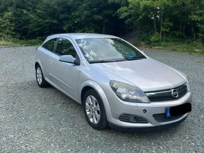 Brugt Opel Astra GTC 140 HK (102 kW) 2007 Sølv Coupe